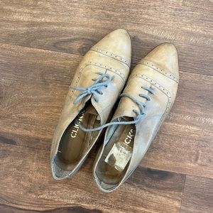 Vintage flats